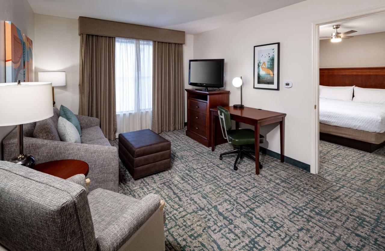 Homewood Suites By Hilton Gainesville Exterior photo